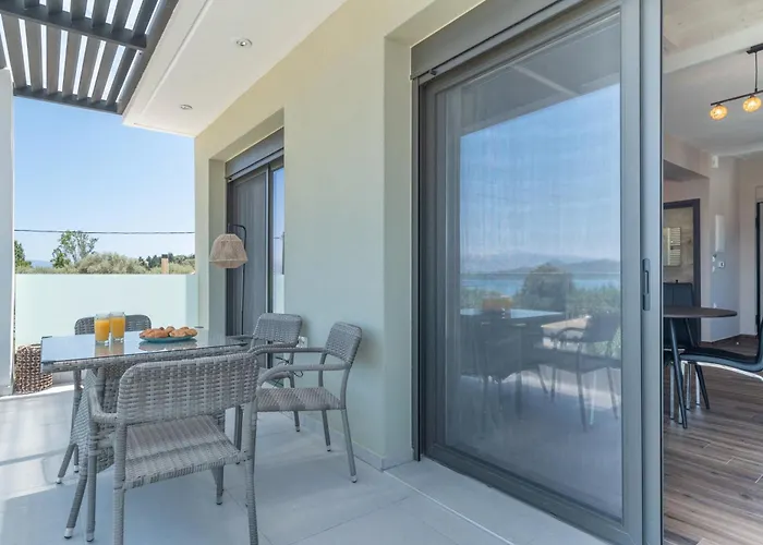 别墅 Saint George 2 尼基亚娜